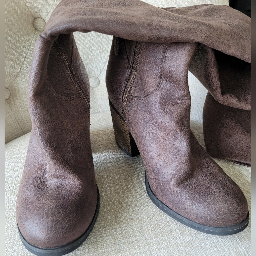 Hinge Boots Canton Brown Over The Knee Distressed 3" Chunky Block Heel S… - Picture 4 of 11